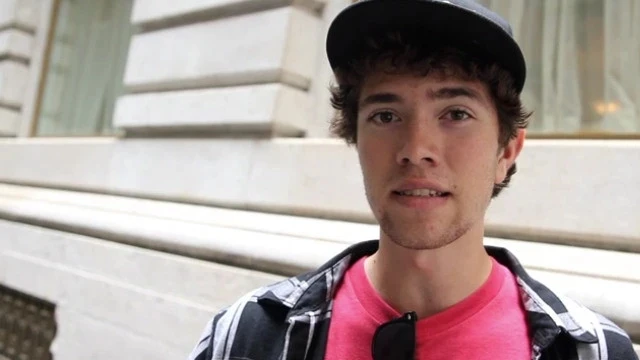 DRESSCODE by Calen Morelli - theory11 (5)