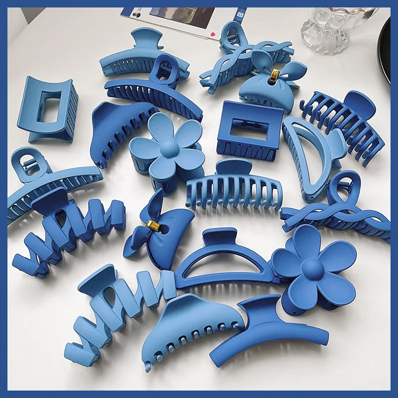 

New Fashion Blue Large Size Hair Claw Korean Frosted Hair Clip Crab Hairpins Barrette for Women Hair Accessories