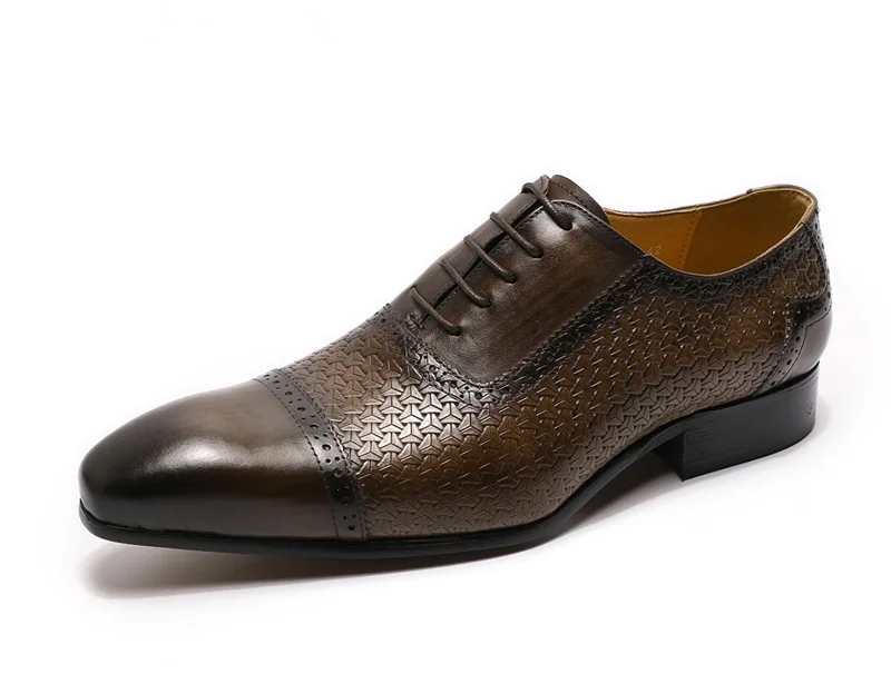 Мужские кожаные туфли мужские деловые туфли с принтом и заостренным носком в классическом стиле; цвет коричневый, черный; мужские туфли-оксфорды на шнуровке с острым носком