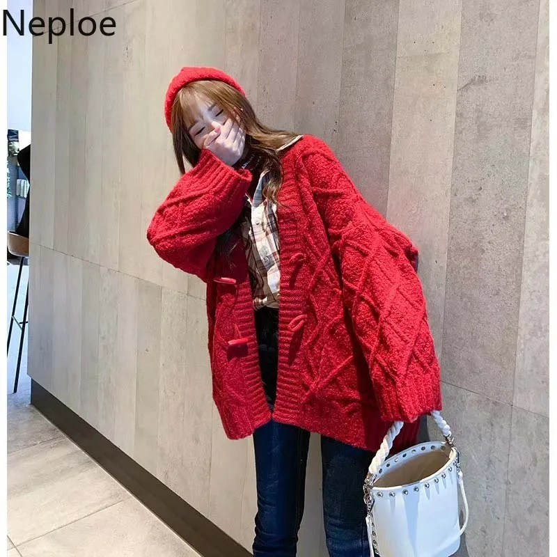 Neploe 2020 Autumn News Loose Wild Solid Knitted Cardigans V Neck Crazy Style Button Open Stitch Horn Buckle Coat 45697 |