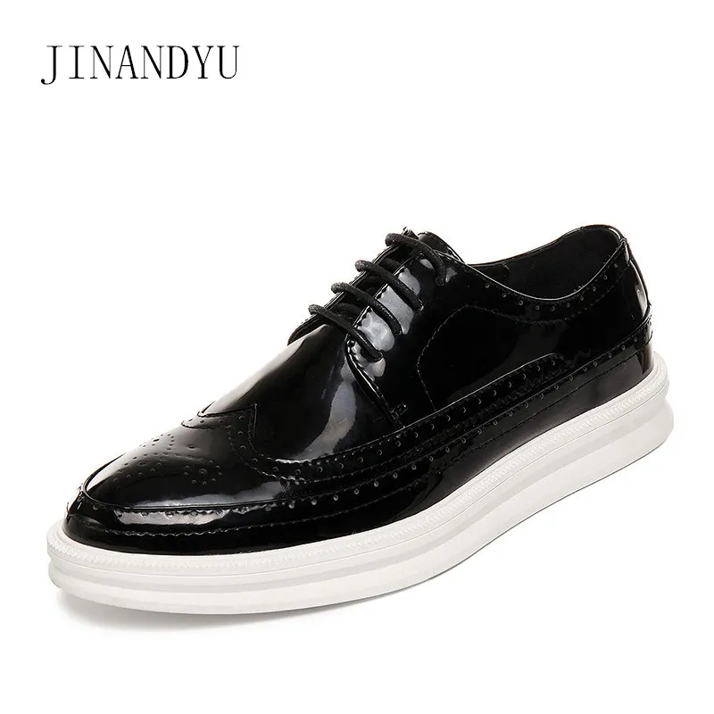 

Dress Shoes Men Patent Leather Shoes Men Casual Silver Flats Men Brogue Male Luxury Shoes Chaussure Homme Zapatos De Hombre
