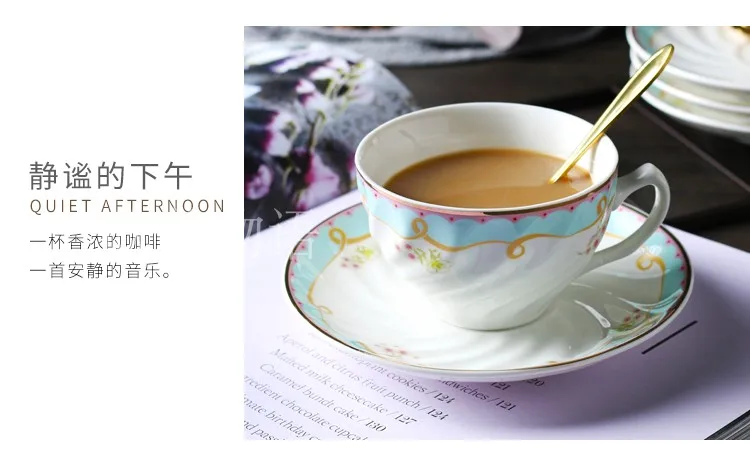 High Quality Bone China Tea Cup and Saucer Set Luxury Coffee Cup Vintage White Ceramic Coffee Cups Classic Nordic Kitchen D6D