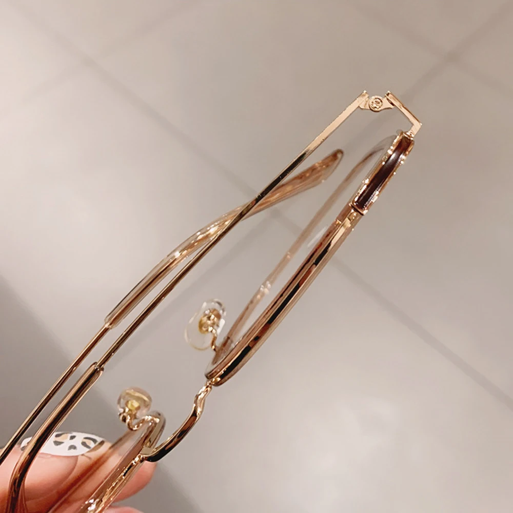 Unisex Anti-Blue Light Glasses Frame Vintage Large Square Eyeglasses Blocking Blue-Ray Oversized Spectacles Frames Men Women