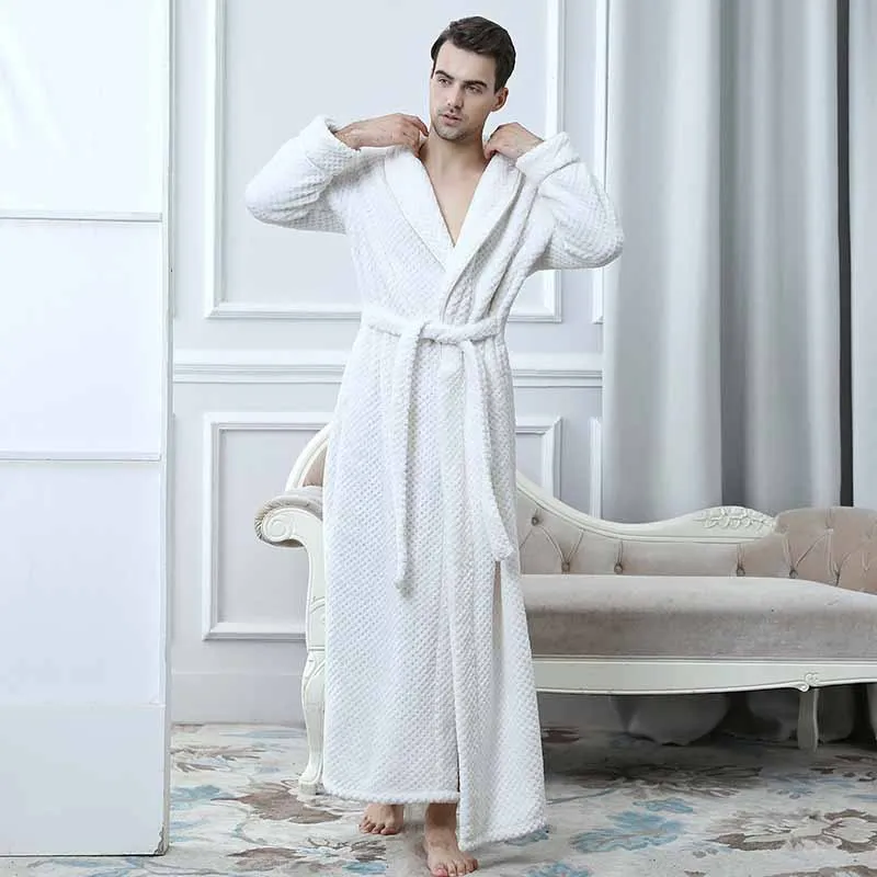 Autumn&winter Flannel Coral Fleece Bathrobe Kimono Long Nightgown Lovers Men Women Thickening Sleepwear Bridesmaid Dressing Gown - Цвет: White Men