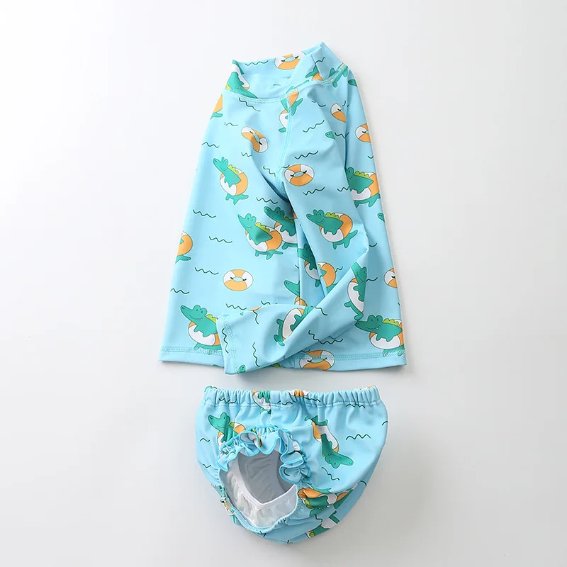 12889343233_1948424441