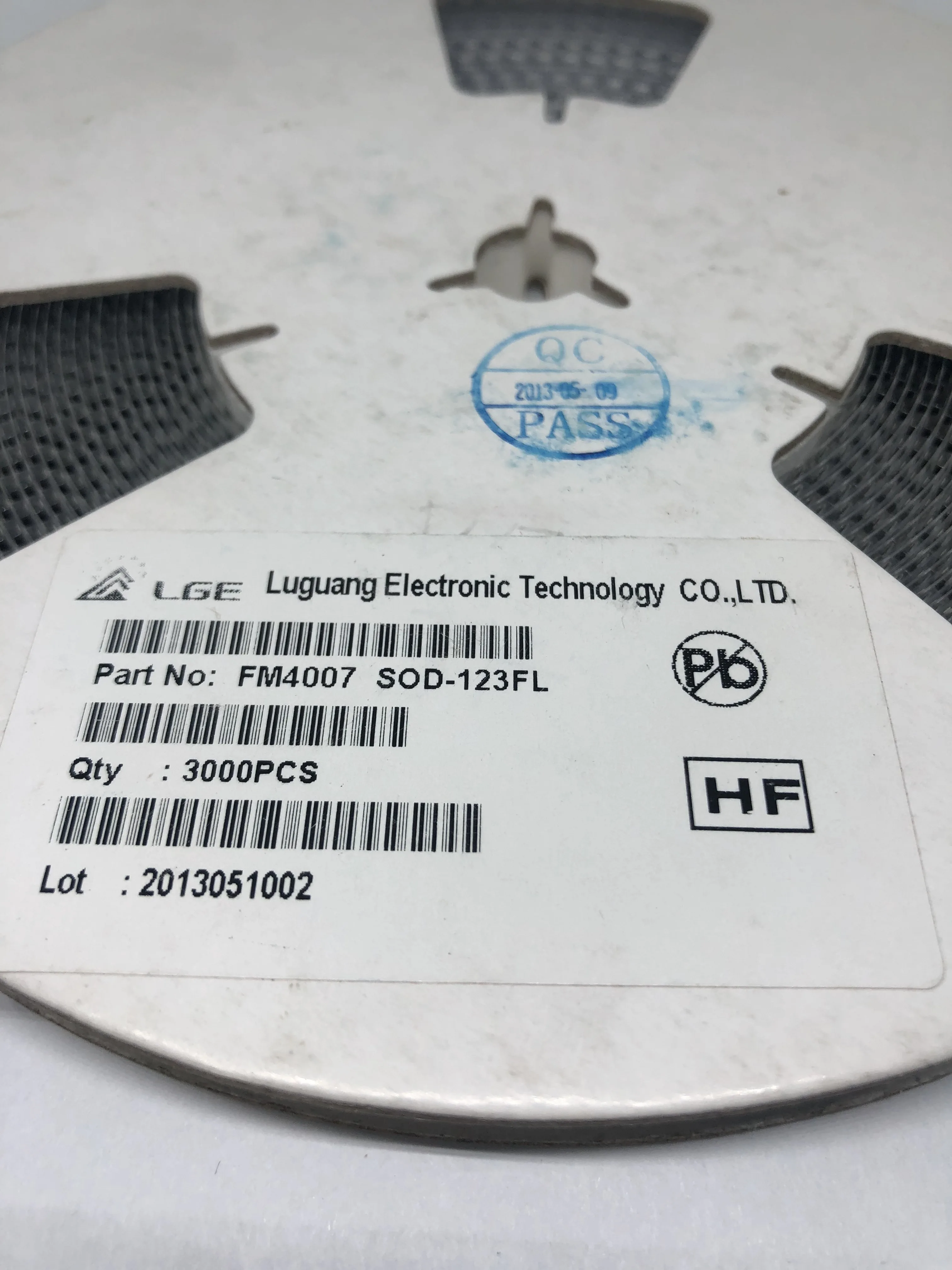 100pcs/lot paste diode FM4007-M 1N4007 SOD-123 1206 D7 SOD4007