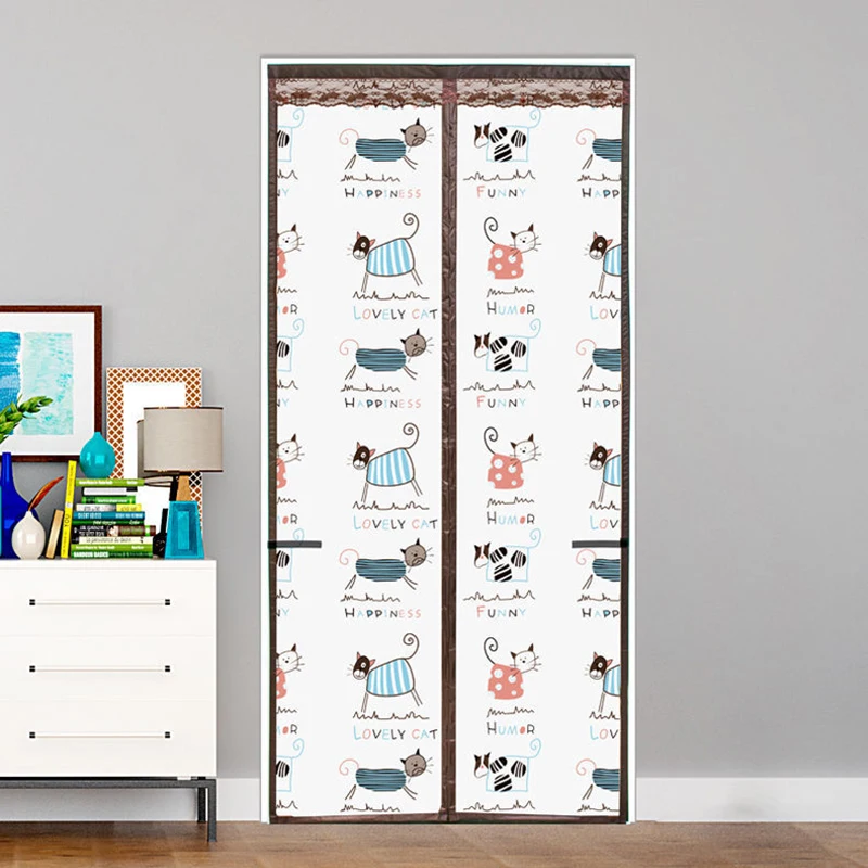 Magnetic All-Season Door Curtain 3