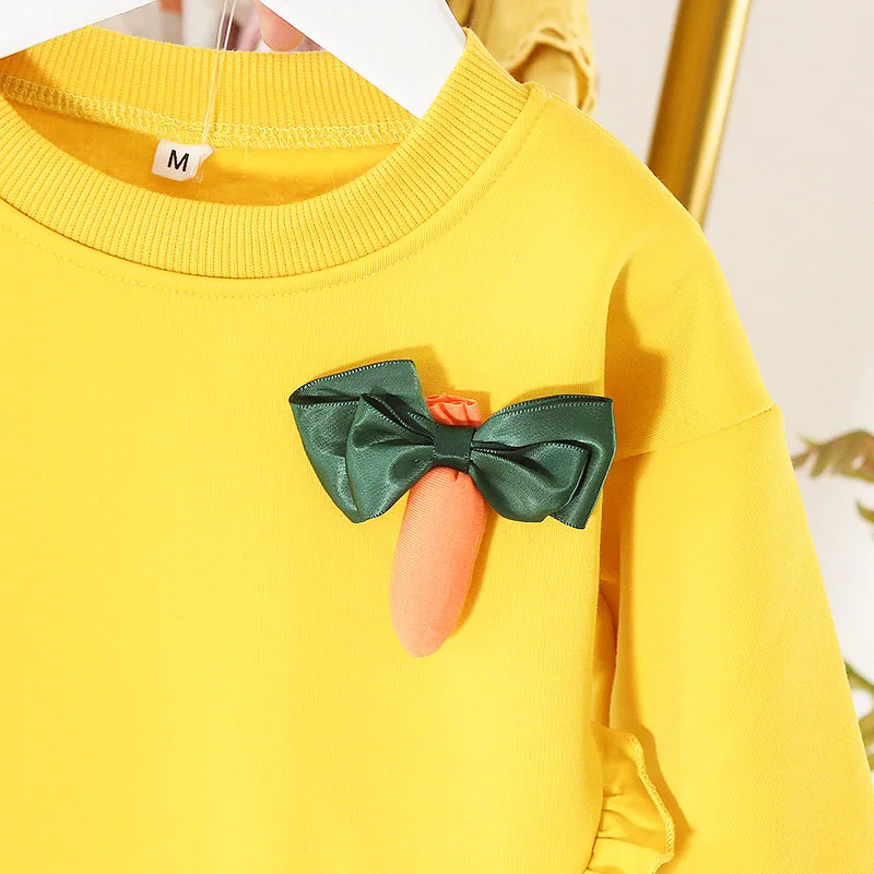 Детские Рождественские свитера; сезон осень-зима; Повседневные свитера с бантом и рисунком; плотная теплая верхняя одежда для маленьких девочек; свитер для маленьких девочек