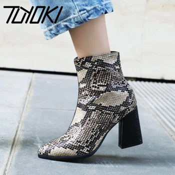 

Tuyoki Women Ankle Boots Fashion High Heel Winter Shoes Women Snakeskin Pattern Zipper Sexy Pointed Toe Boots Size 32-43