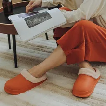 Теплые домашние тапочки унисекс с подкладкой; Водонепроницаемая Обувь Для дома и улицы; садовая обувь