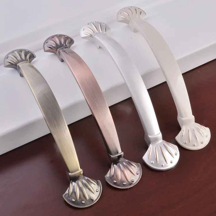 

Creative Paperback Large Light Hook Modern Minimalist Cabinet Large Drawer Handle Simple European Large Cabinet Door Handle
