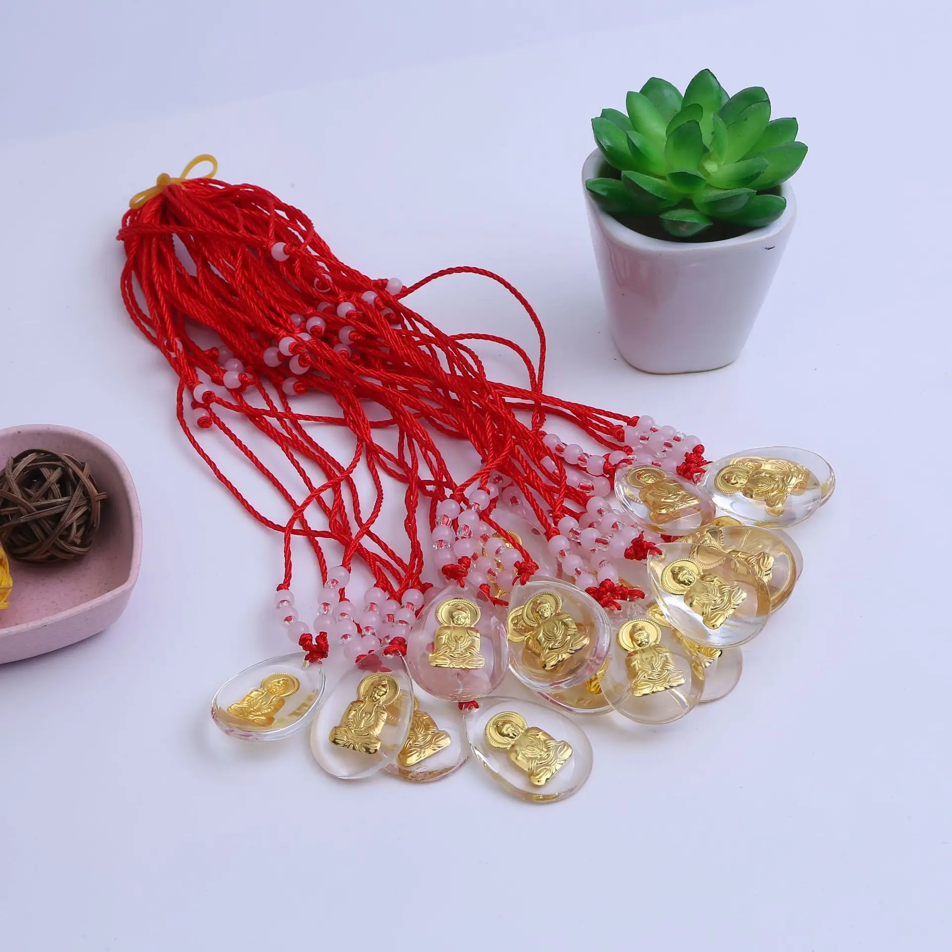 

Crystal Buddha 8 Beads Red String Necklace Crystal Guanyin 8 Beads Red String Necklace Hand-woven Red Rope Pendant