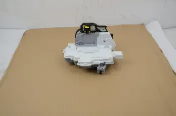 

AP01 Front Passenger Left Central Door Lock Actuator Mechanism for AUDI A3 8P A6 C6 4F2 4F5 A8 4E2 4E8 8E2837015AA
