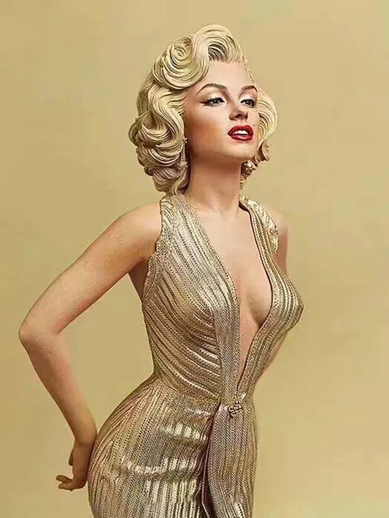 Marilyn Monroe Gentlemen Prefer Blondes Figure Statue Doll Model