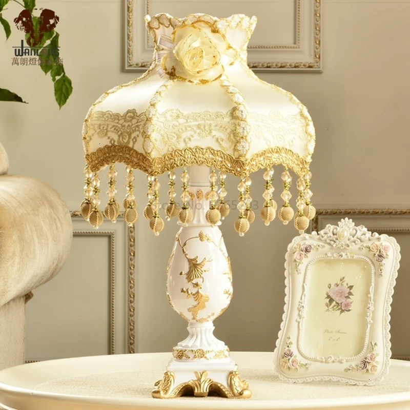 

European Style Lace Desk Lamp Princess Bedroom Bedside Countryside Decorate Desk Lamp