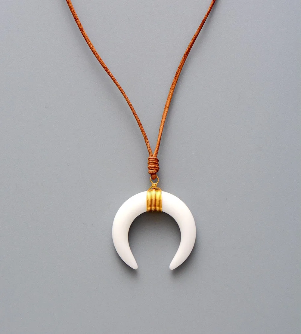 Pendant Necklaces Natural Shell Horn Leather Cord Charm Necklace Fashion Women Neclaces Leather Jewellery