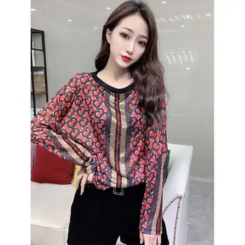 

New printed Beaded bat sleeve loose foreign style long sleeve T-shirt for women in early autumn 2020