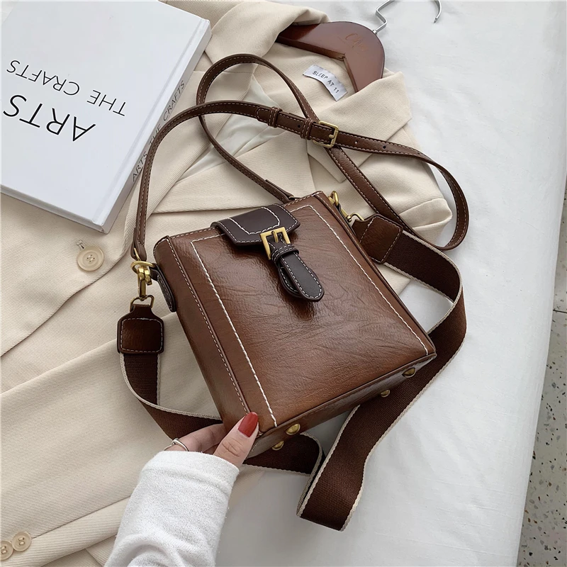 

Burminsa Autumn Vintage Bucket Bags For Women Fashion Wide Strap Shoulder Bags High Quality Female Small Crossbody Bags 2020 NEW