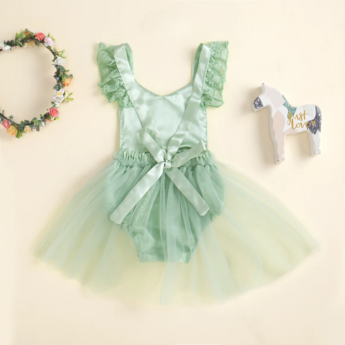     ̽ Playsuit  ҳ  Bodysuit   ö  v- Romper Ƶ Ƿ