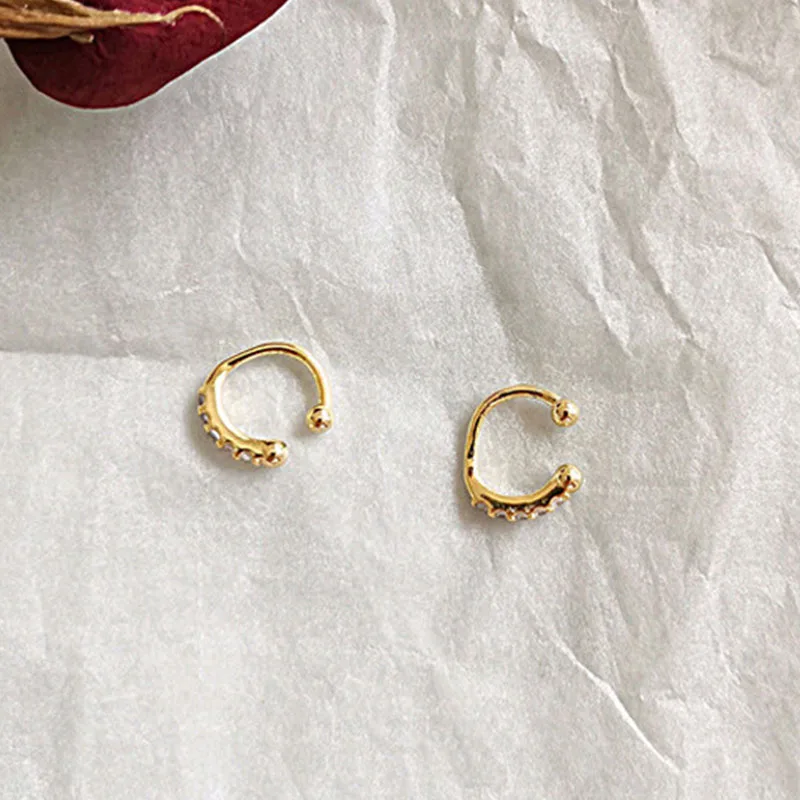 

Minimalist Gold Crystal Small C Clip on Earrings for Women Chic Small Ear Cuff Earrings earcuff