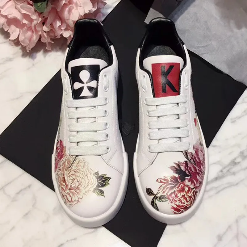 

Floral Graffiti Genuine Leather Sneakers 2019 White Shoes Woman Flats Luxury Casual Shoes Peony Flower Colorful Slip On Shoes