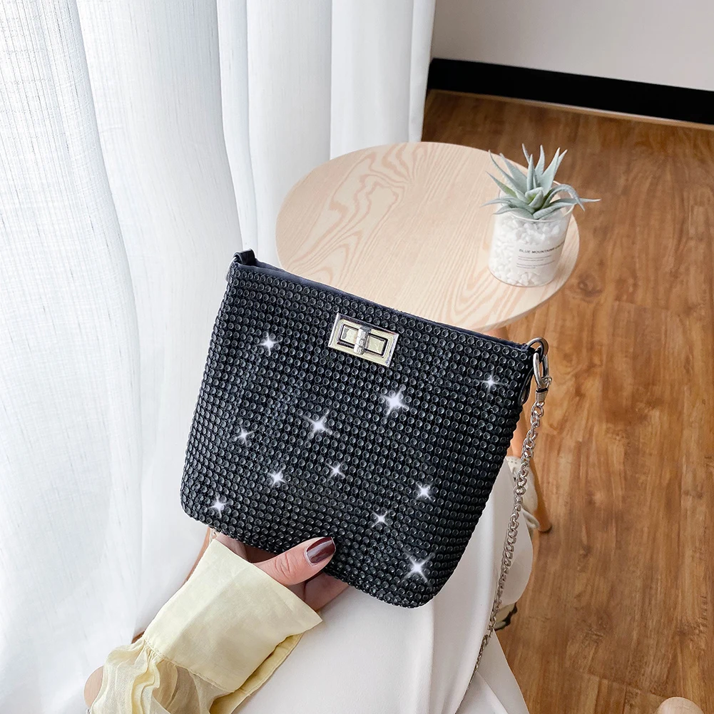 ladies chain purse