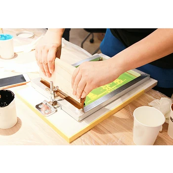 

Screen Printing Kit Silkscreen Mesh Aluminum Frame + Hinge Clamp + Emulsion Scoop Coater + Squeegee Screen Printing Tool Parts