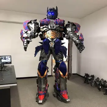 

The Wearable Optimus Prime Costume From Transformers 5 The Last Knight