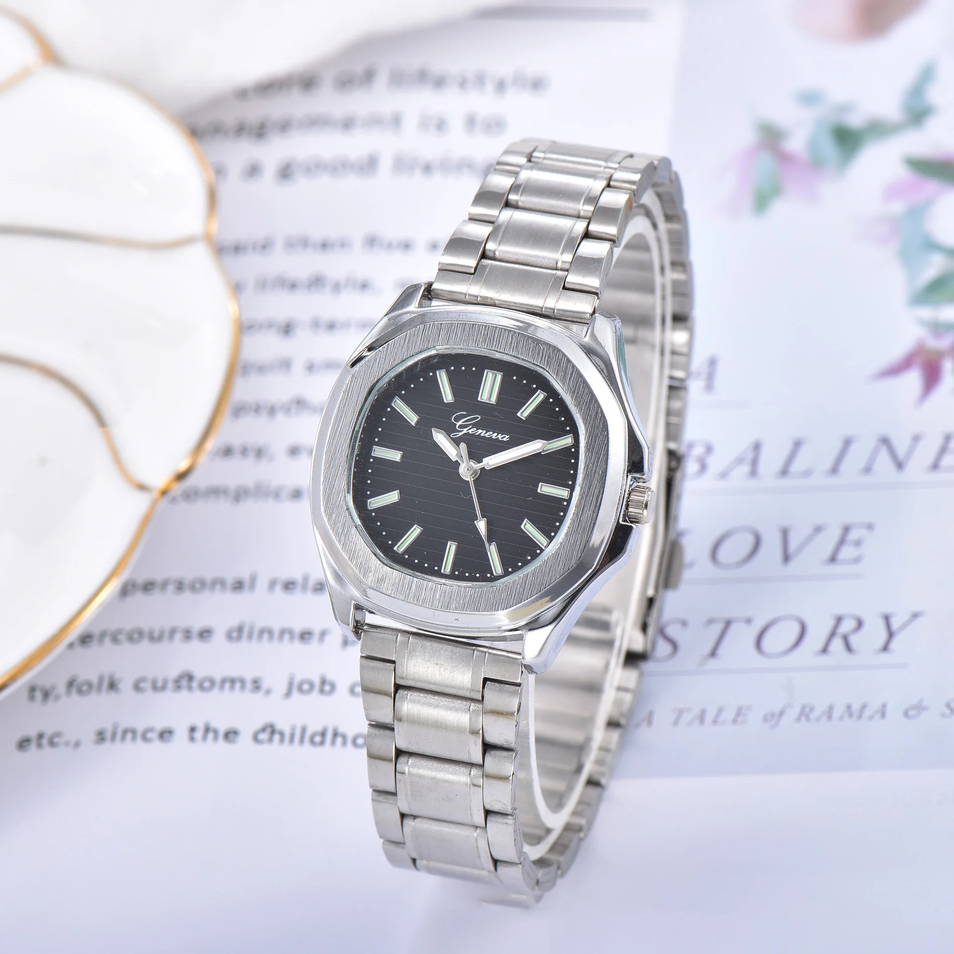 

TurnFinger Trendy Women's Watch Fashion Casual Ultra-thin Wild Luxury Quality Beautiful Decoration Skmei Stainless Steel Strap
