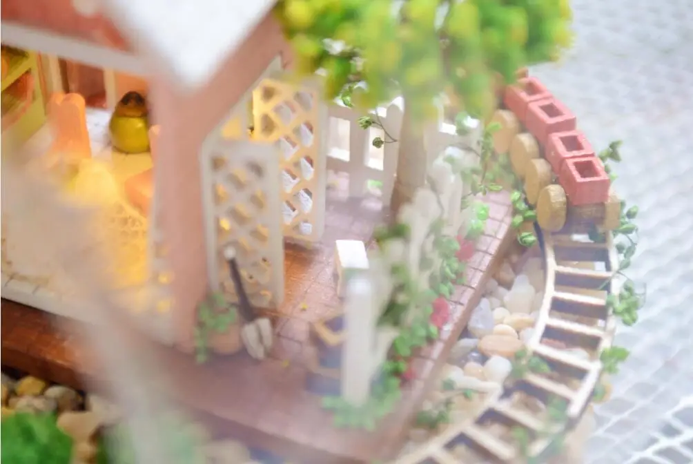 DIY Dollhouse with Handmade Wooden Furniture Decoration Toys Glass Miniature Doll House Wooden Toy for Children Pandora Garden