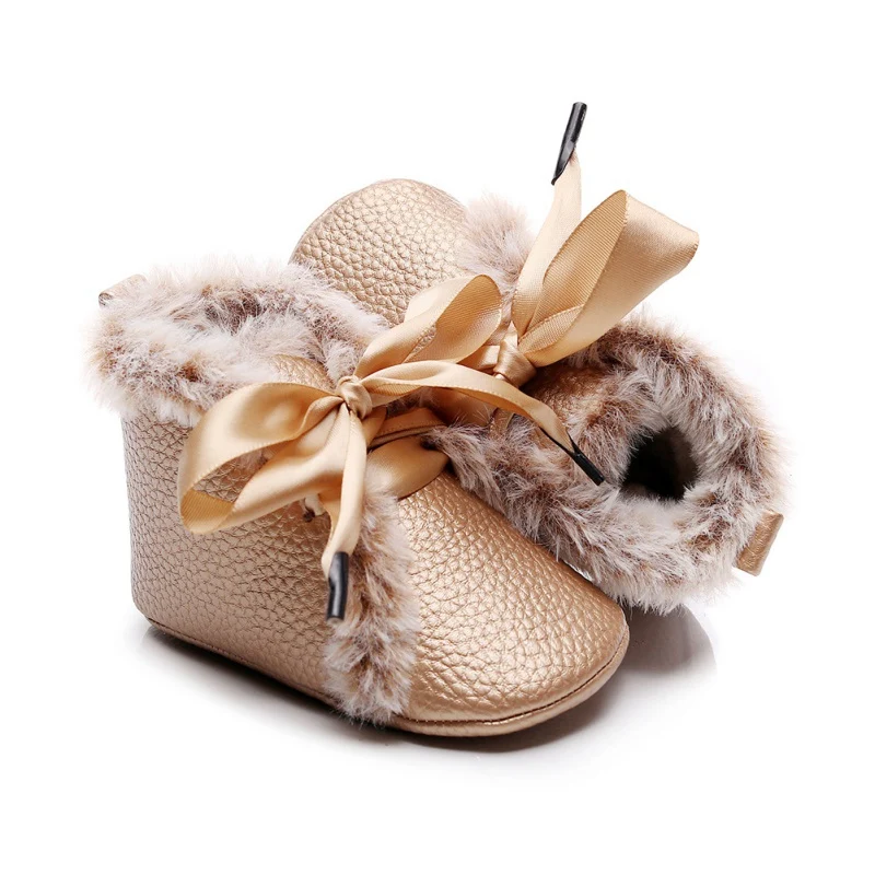 Обувь для маленьких девочек; обувь для малышей из искусственной кожи с высоким берцем; нескользящие бархатные зимние теплые детские туфли для новорожденных; обувь с бантиком