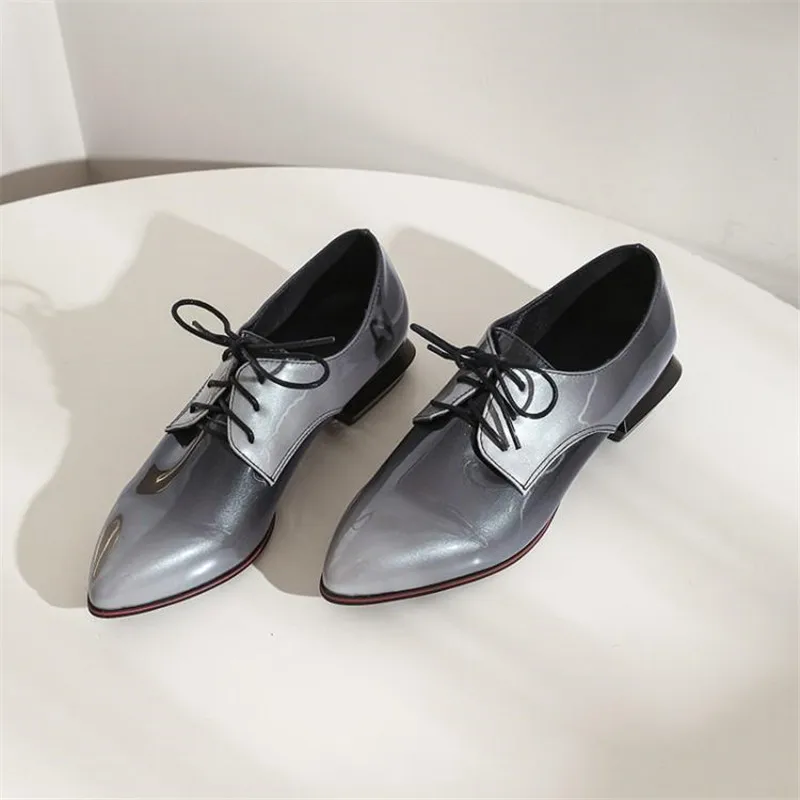 Large Size 33-50 Women Flats Sexy Gradient Patent Leather Low-Heeled Oxford Shoes For Woman 2020 Pointed Toe Lace-Up Lady Flats (12)