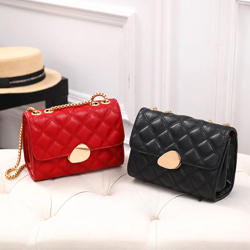 

Women Shoulder Bag 2020 New Fashion Lady Black Rhombus Chain Handbag Female Red Lock Buckle Shoulder Diagonal Small Square Bags