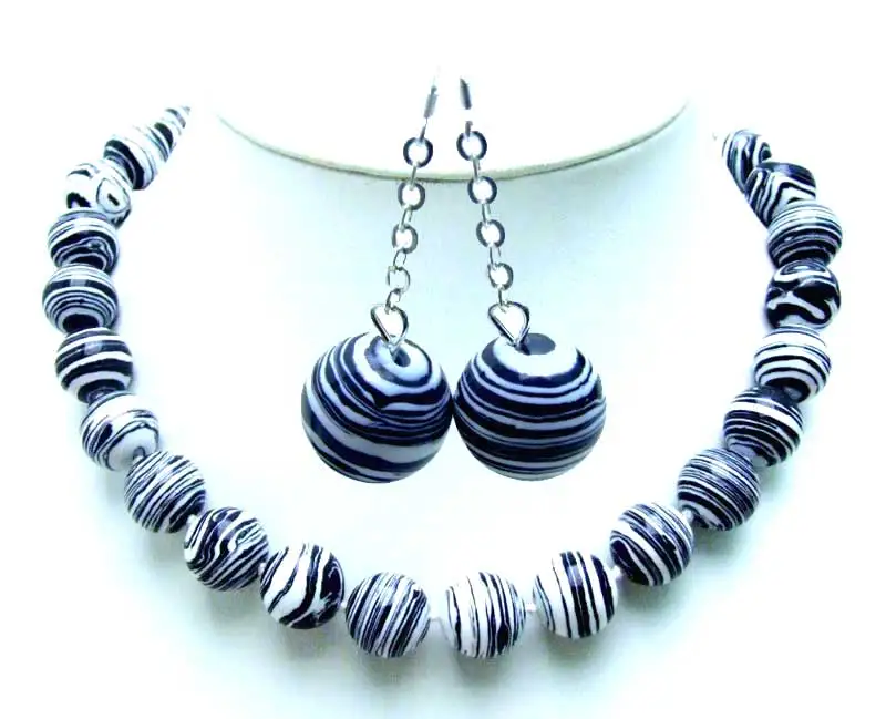 

Qingmos Round 14mm Black Zebra Stripes Agates Necklace for Women 18" Chokers with Dangle Round Earring for Women Set Jewelry