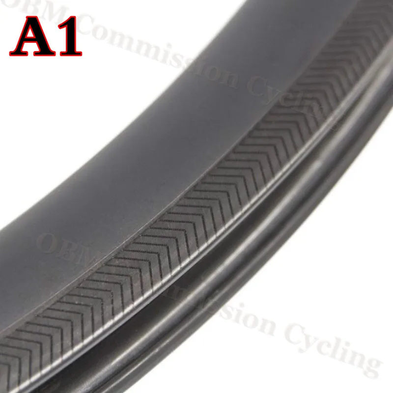 TT{AX)N6]$~`39$)7N~AQY1_副本