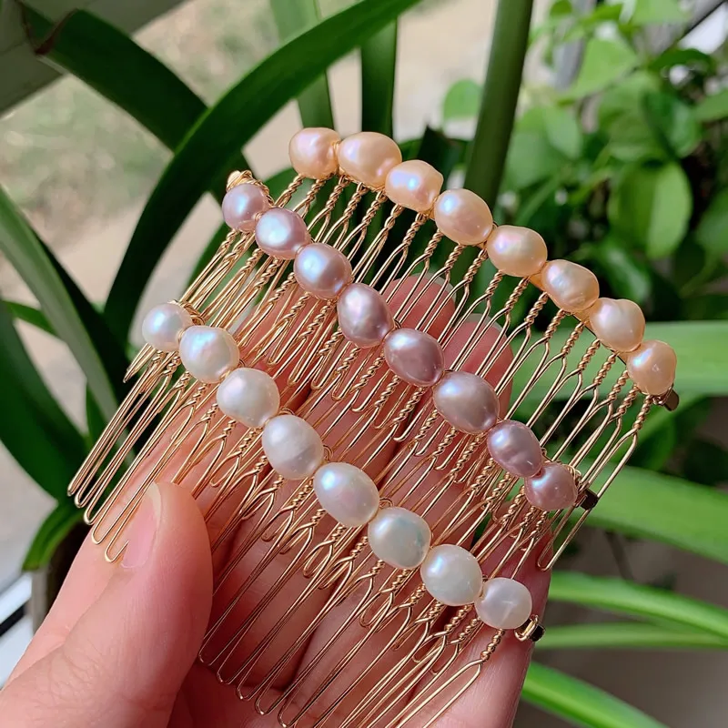 Eleganter natürlicher Süßwasserperlen-Haarschmuck, Hochzeit, Braut-Haarschmuck, lila, weiß, Nugget, barocker Perlenkamm, französischer Clip – Detail 17