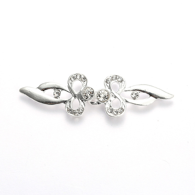 Style Blouse Shirt Lapel Collar Cardigan Clip Fashion Women Girls Vintage Shiny Crystal Pin Brooch Cape Cloak Clasp Fastener