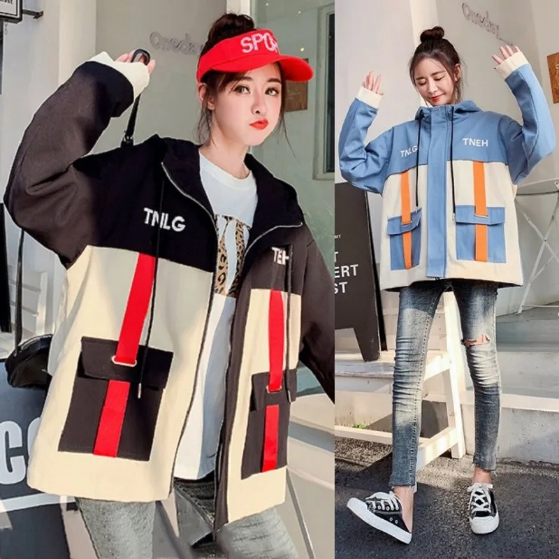 

Shanghai New Europe Sang 2020 Autumn Hooded Large Size Joint Contrast Color Coat