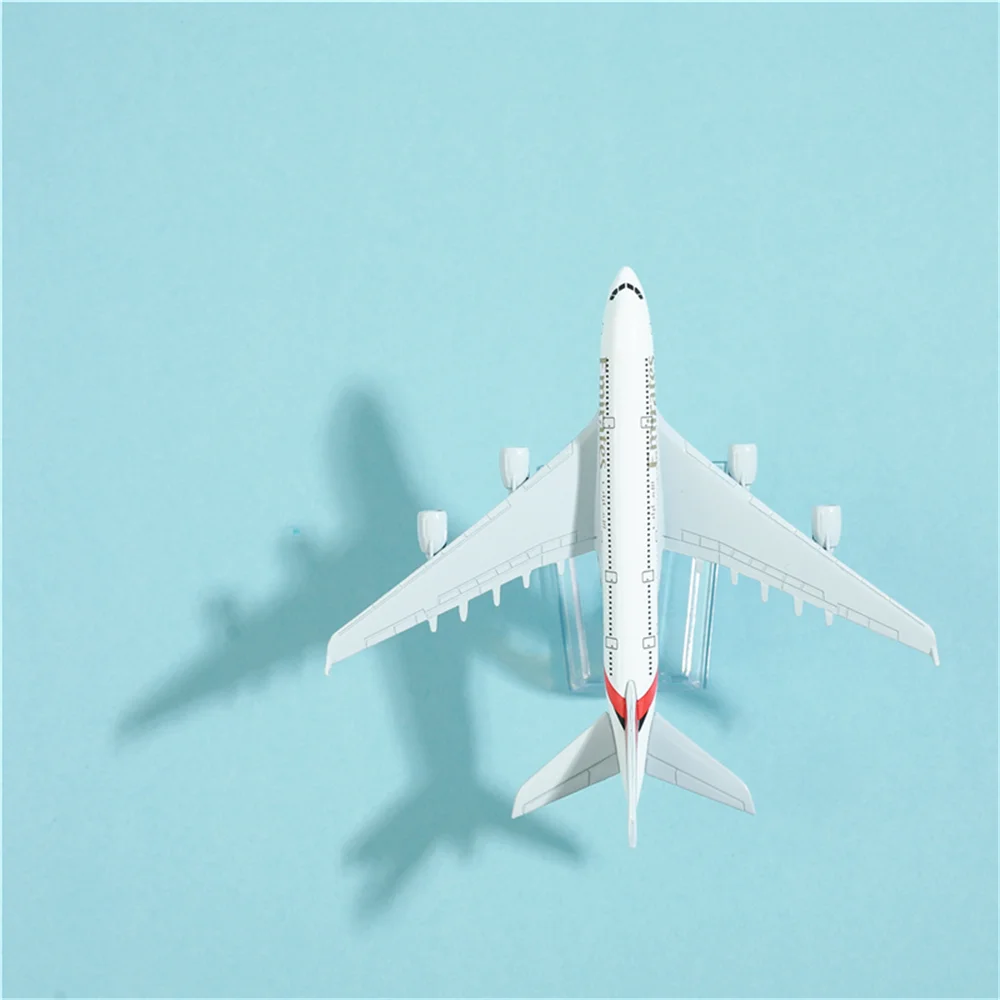 Emirates Airlines A380 Aircraft Model 15cm Alloy Aviation Collectible Diecast Miniature Ornament Souvenir Toys