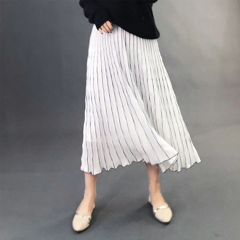 

New wind waves ruffles pleated bust in the printing pressure plait skirt long