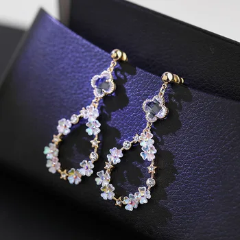 

Women's Elegant 2020 New Fashion Geometry Flower Cubic Zirconia CZ Dangle Long Earrings Crystal Drop Earrings For Party Wedding