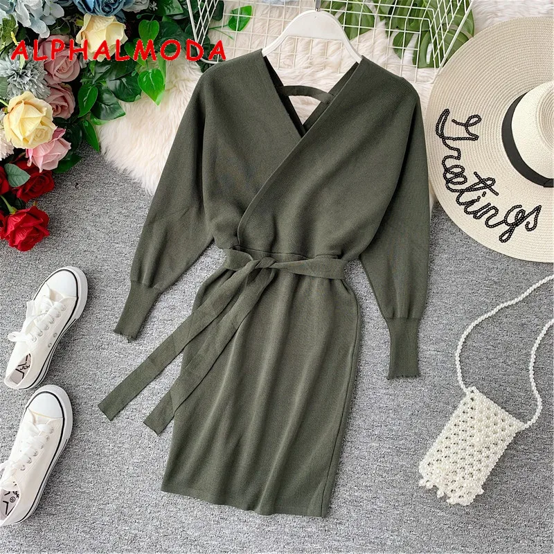 

ALPHALMODA Bat Sleeve Low Collar Deep V Long Sleeve Dress Waistband Slim Fit Knitted Wrap Hip Sweater Dress in Autumn and Winter