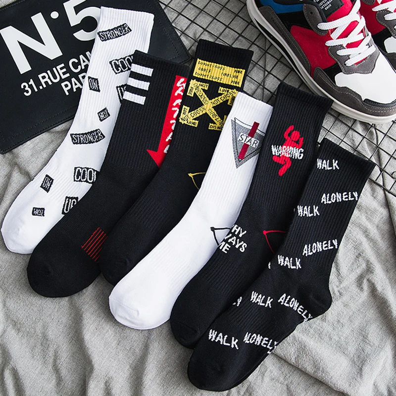 

Men's Winter Trend Letter Medium Tube Socks Hip Hop Sports Warm Socks Hip Hop Dance Skateboard Cotton Male with Color Print