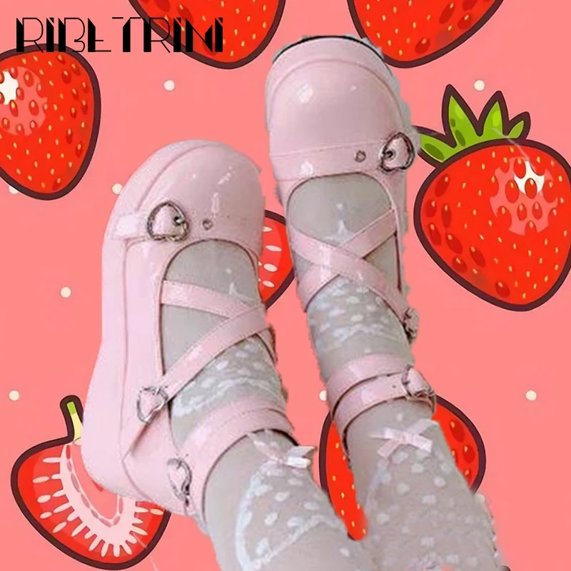 2021 marca niñas Cosplay de Lolita Rosa cuñas plataforma bombas corazón de la Plataforma de las mujeres bombas Correa con hebilla de primavera gótico zapatos de mujer Zapatos