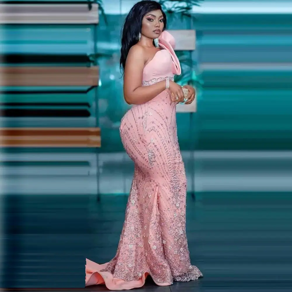 Vestido longo размера плюс вечерние платья Aso Ebi Русалка Розовый бисером одно плечо без рукавов Длина до пола Формальные платья