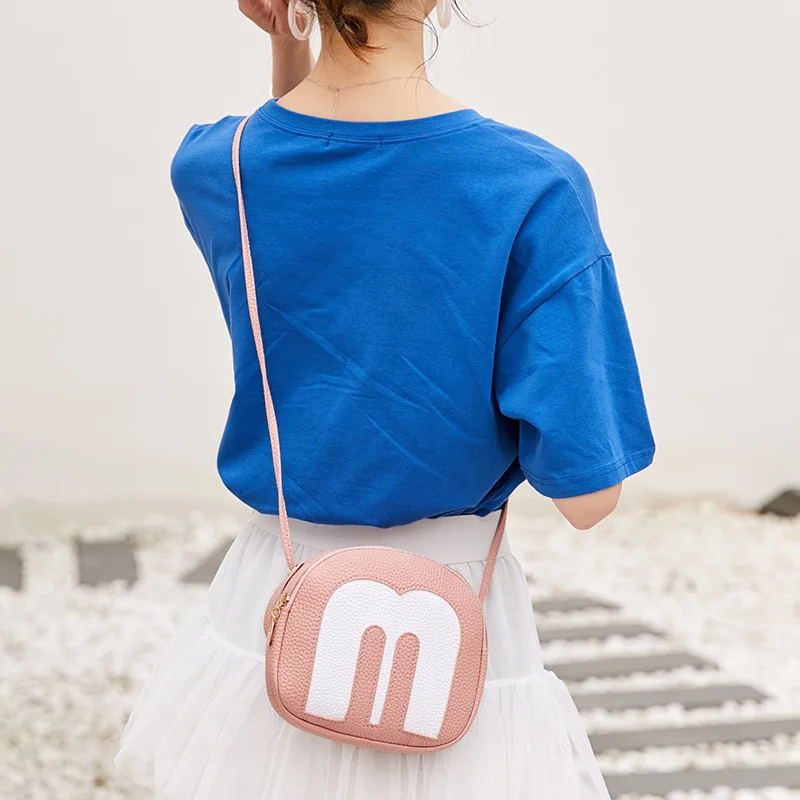 

Sheng chuang Beauty 2019 Spring Summer New Style One-Shoulder Cross-body Contrast Color Embossed Leather Small round Bag Women's