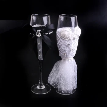 

2019 wedding champagne glass glasses fashion noble black and white dress champagne goblet wedding supplies high-end wine glasses