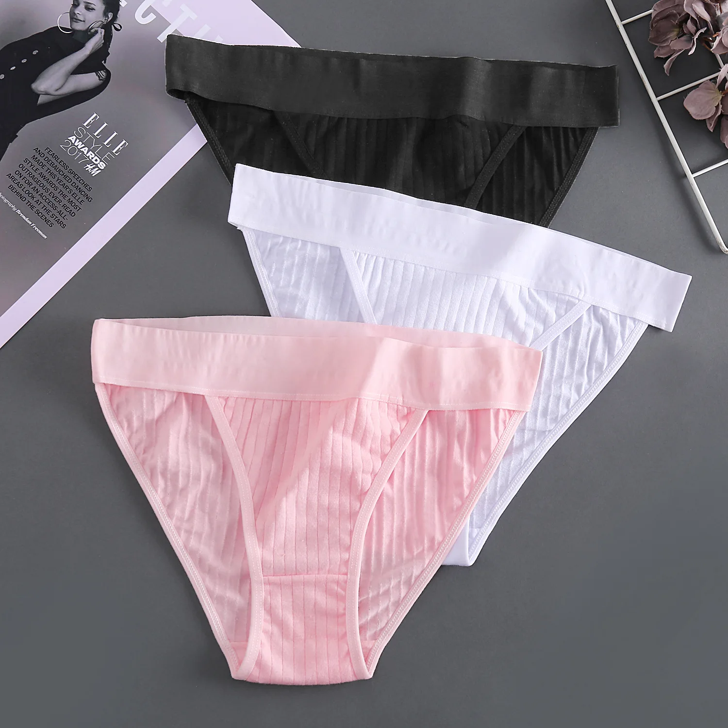 

Cotton Briefs Women Panties Low Waist Striped Underpants for Woman Soft Underwear Female Pantys Sexy Lingeries Solid Color M-XL