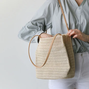 

2020 new Beach Bag for Summer Big Straw Bags Handmade Woven Tote Women Travel Handbags Luxury Designer Shopping Hand Bags