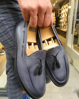 

2020 Men's Shoes Pu Leather Casual Shoes Handmade Slip-on Tassel Loafers Shoes Stylish Luxury Low Heel All-Match Shoes 4M751